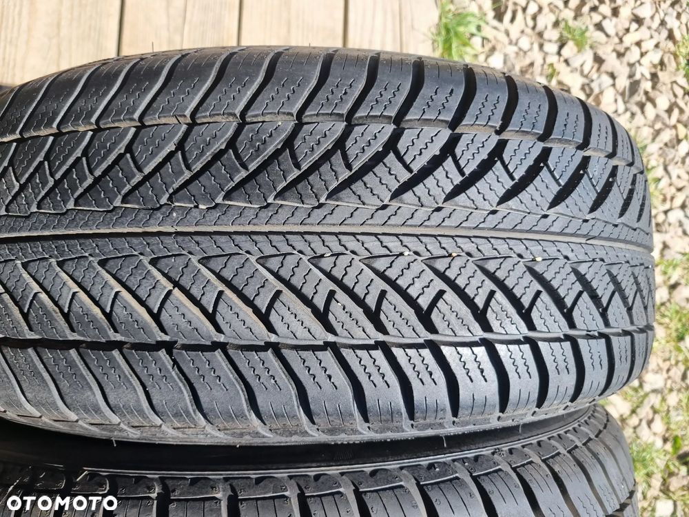 Opony Goodyear ULTRAGRIP 8 *PERFORMANCE 225/55R17 97H 2025r, 4x8mm jak nowe - 2