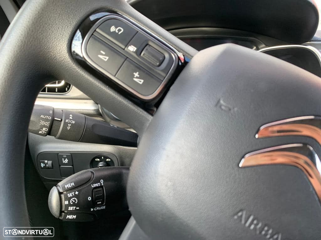 Citroën C3 1.2 PureTech Shine - 10