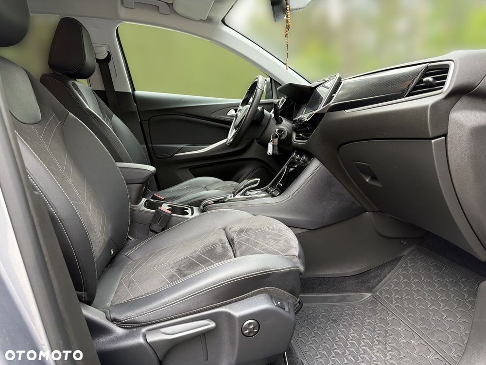 Opel Grandland 1.2 T GS Line S&S - 12