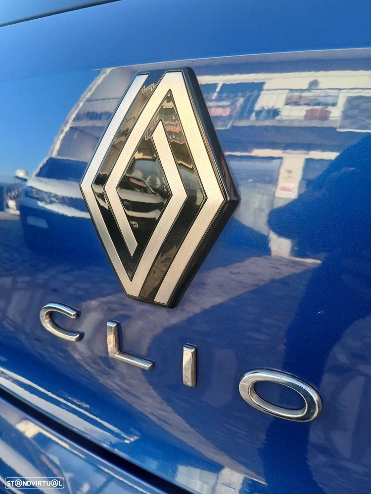 Renault Clio 1.0 TCe Techno Bi-Fuel - 32