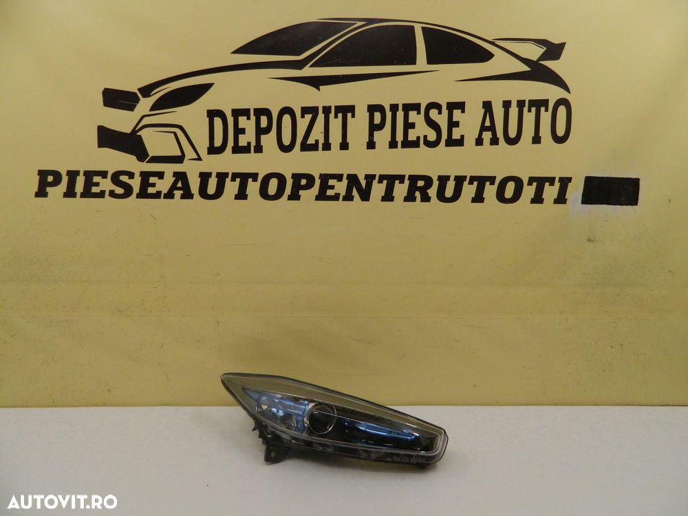 Far dreapta  Renault Zoe Halogen, 2012, 2013, 2014, 2015, 2016, 2017, 2018, cod origine 260109891R. - 1