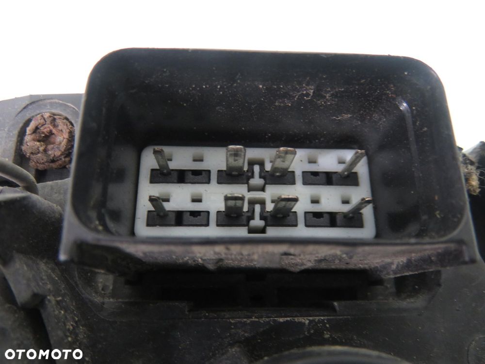 LAMPA LEWA PRZEDNIA VOLVO V50 30698648 - 4