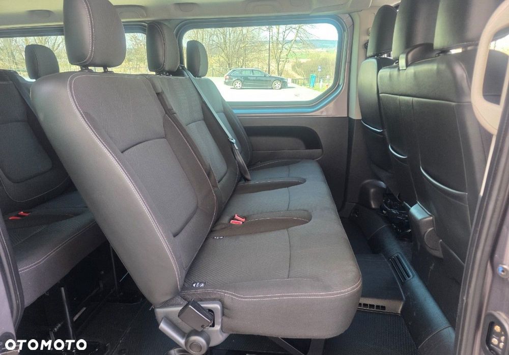 Renault Trafic - 26