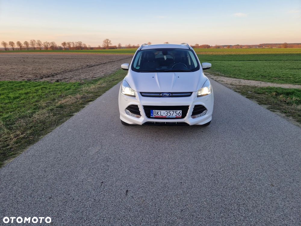 Ford Kuga 2.0 TDCi 4WD Titanium Plus - 3