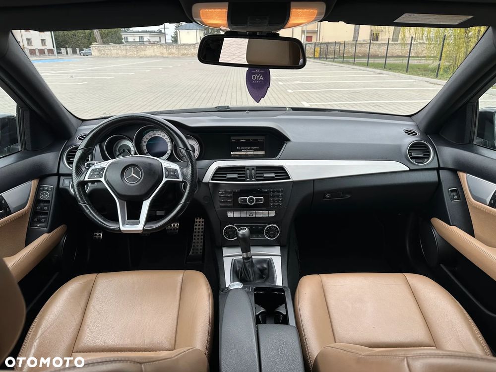 Mercedes-Benz Klasa C 200 CDI Avantgarde Edition - 18