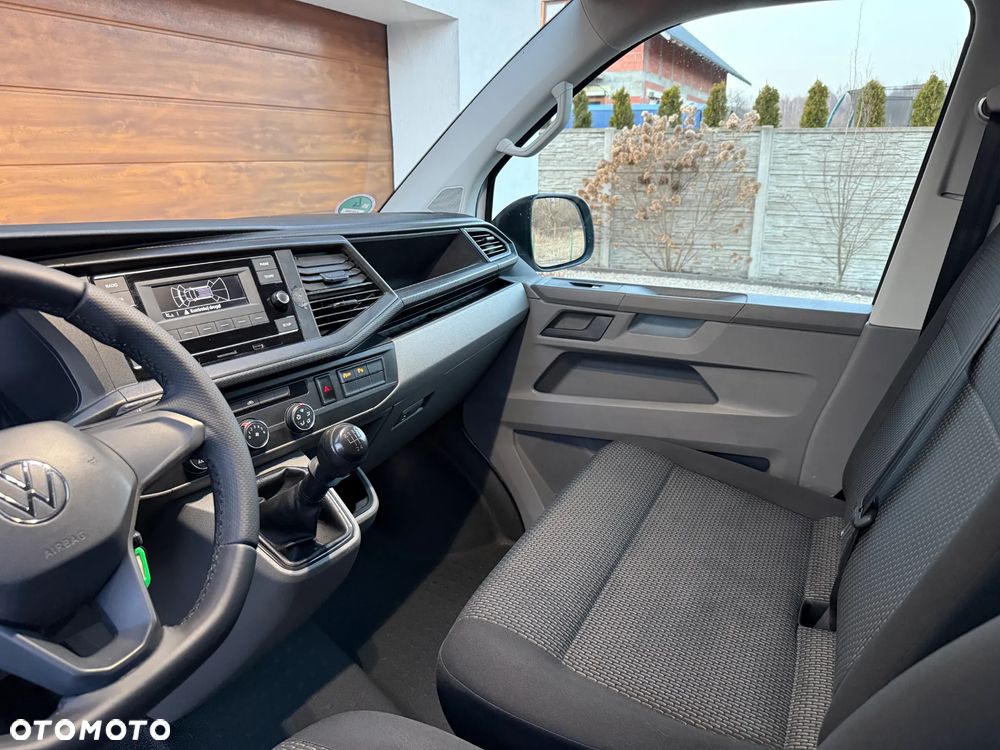 Volkswagen Transporter - 11