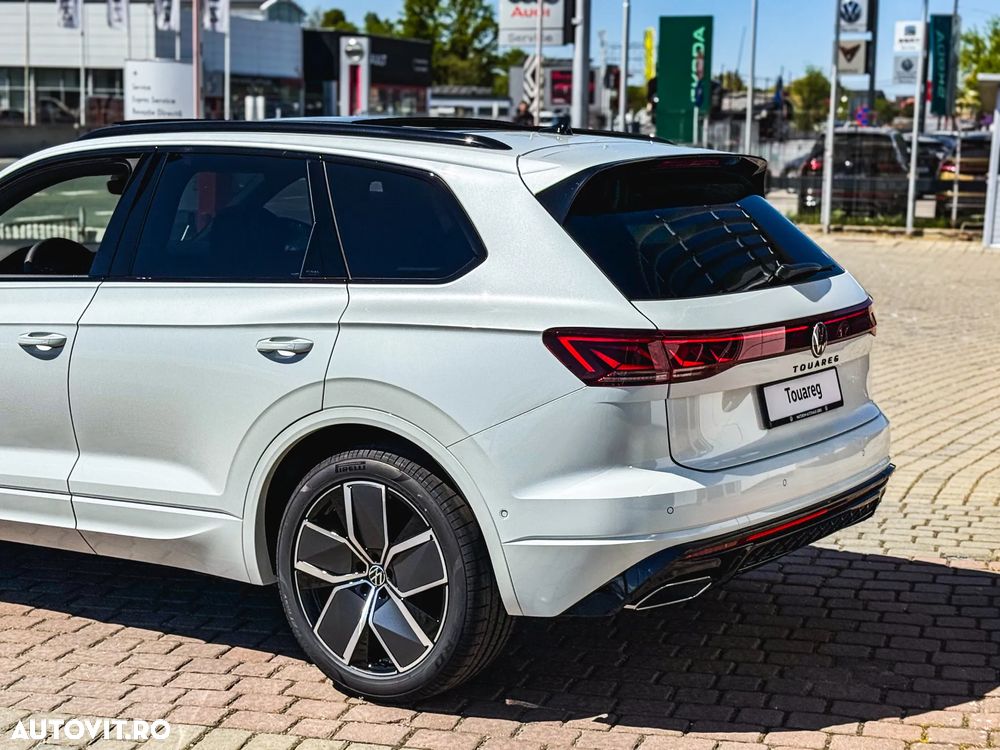 Volkswagen Touareg V6 TDI 4MOTION R-Line - 29