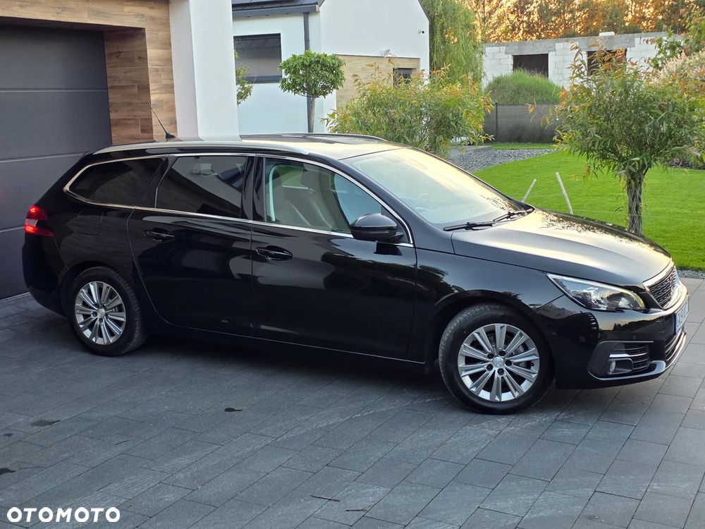Peugeot 308 1.6 BlueHDi Allure S&S - 12