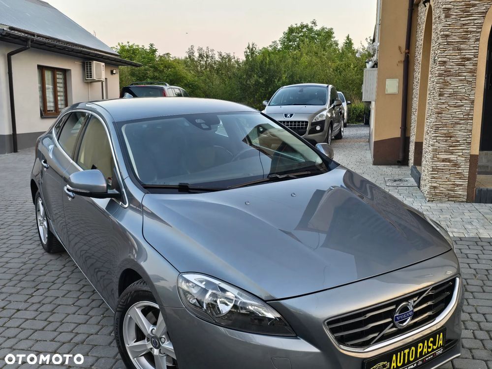 Volvo V40 T2 Drive-E Summum - 10