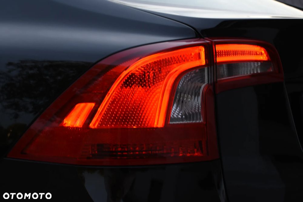 Volvo S60 - 12