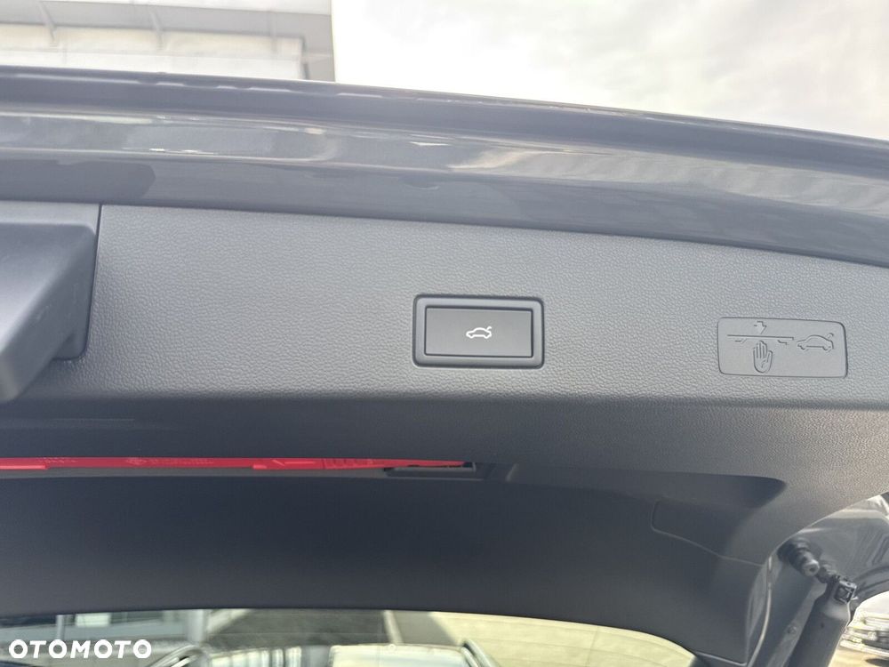 Volkswagen Golf Variant - 16