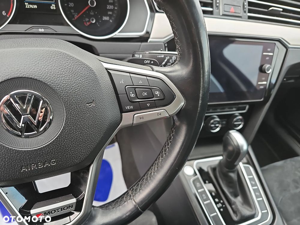 Volkswagen Passat 2.0 TDI 4Mot Elegance DSG - 18