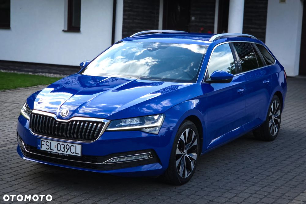Skoda Superb 2.0 TDI SCR 4x4 Ambition DSG - 9