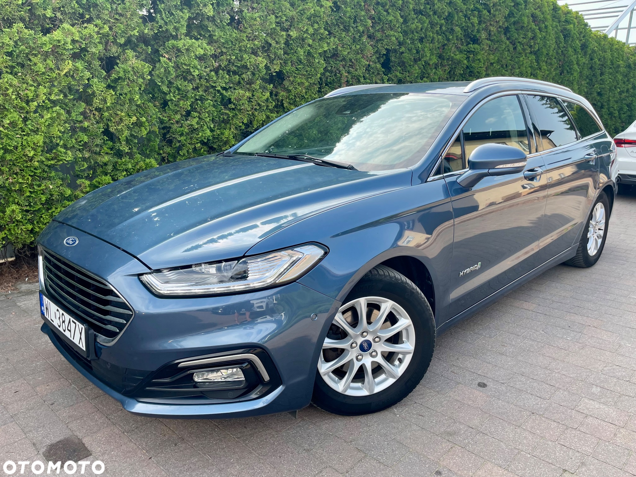 Ford Mondeo 2.0 Hybrid Titanium - 2