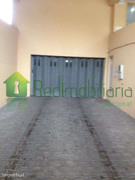 Lugar de garagem com arrecadação em Santo tirso-NEGOCIÁVEL - Grande imagem: 5/6
