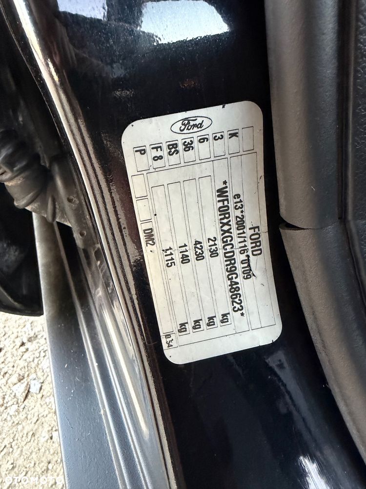 Ford Kuga 2.0 TDCi 4x4 Titanium - 33