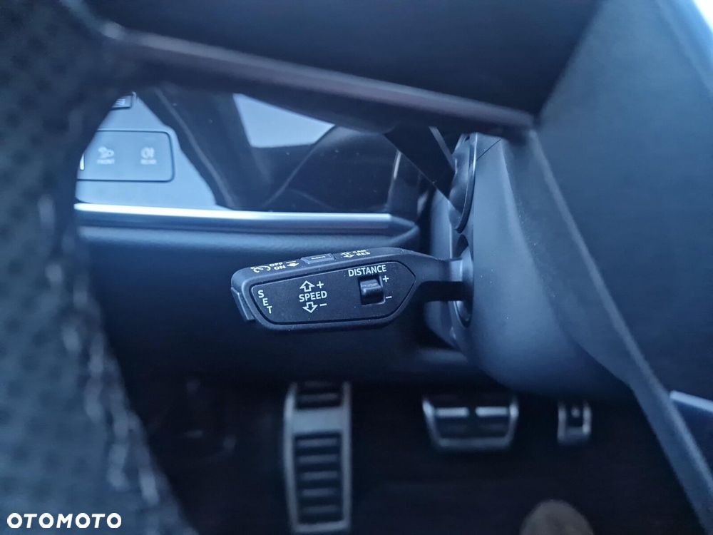 Audi S8 - 22
