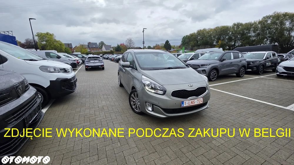 Kia Carens 1.7 CRDi XL 7os - 3