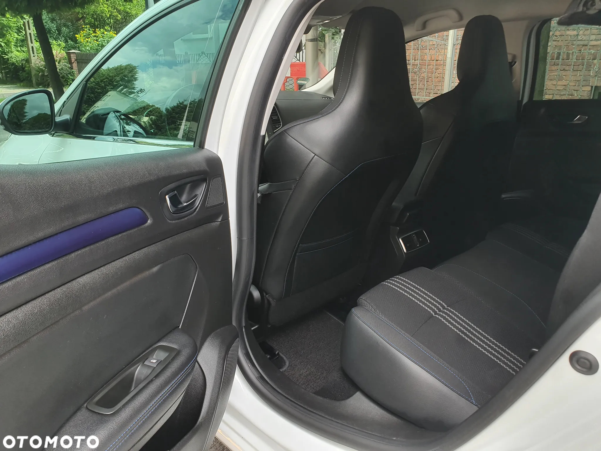 Renault Megane ENERGY TCe 165 EDC GT LINE - 12