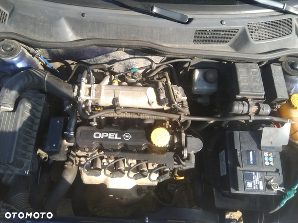 Opel Astra kompletna skrzynia biegów 5 biegowa manualna pasuje do silnika 1.6l benzyna