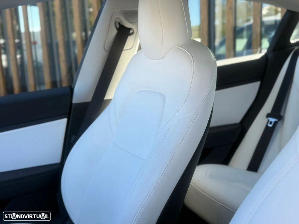 Tesla Model 3 Performance Dual Motor AWD - 22