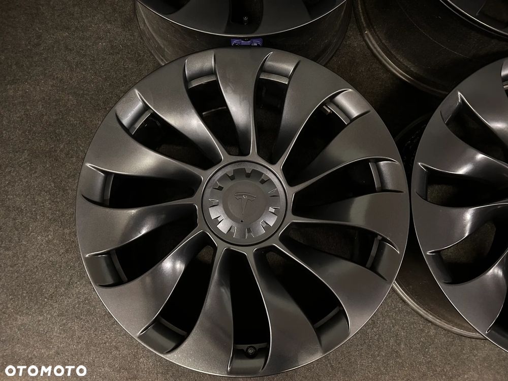 Alufelgi Tesla Model Y UBERTURBINE 21 cali 5x114,3 4szt. Dwie szerokości z czujnikami ! - 15