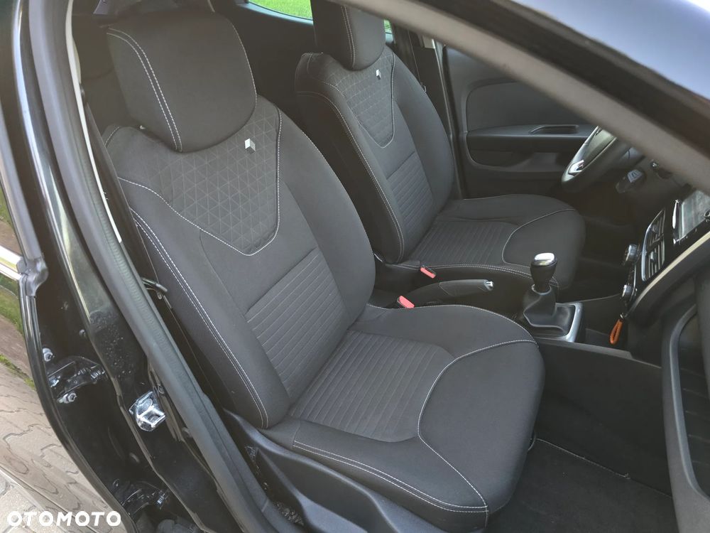 Renault Clio - 19