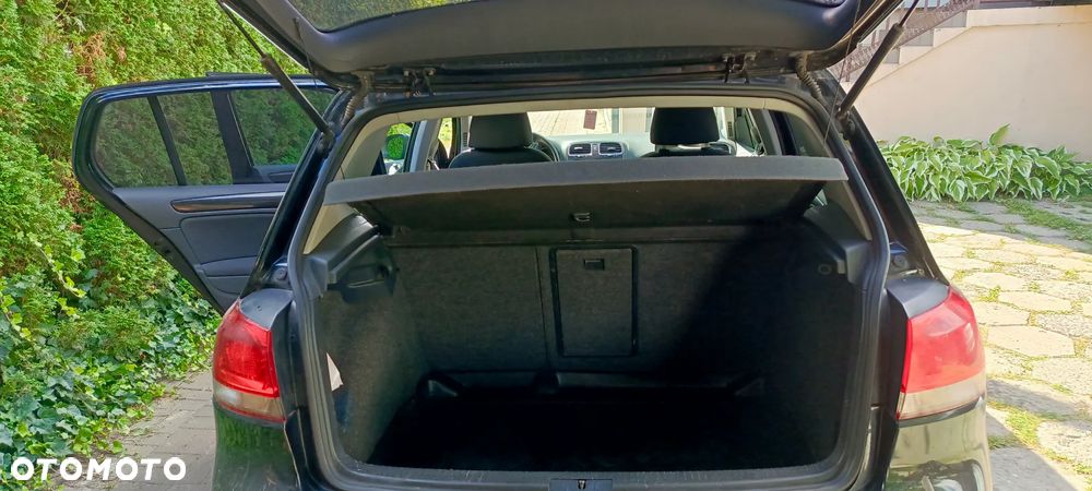 Volkswagen Golf 2.0 TDI Comfortline - 11