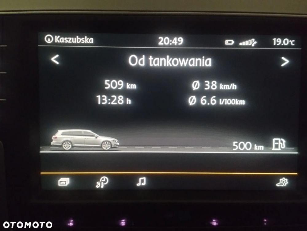 Volkswagen Passat 2.0 TDI SCR DSG Comfortline - 14