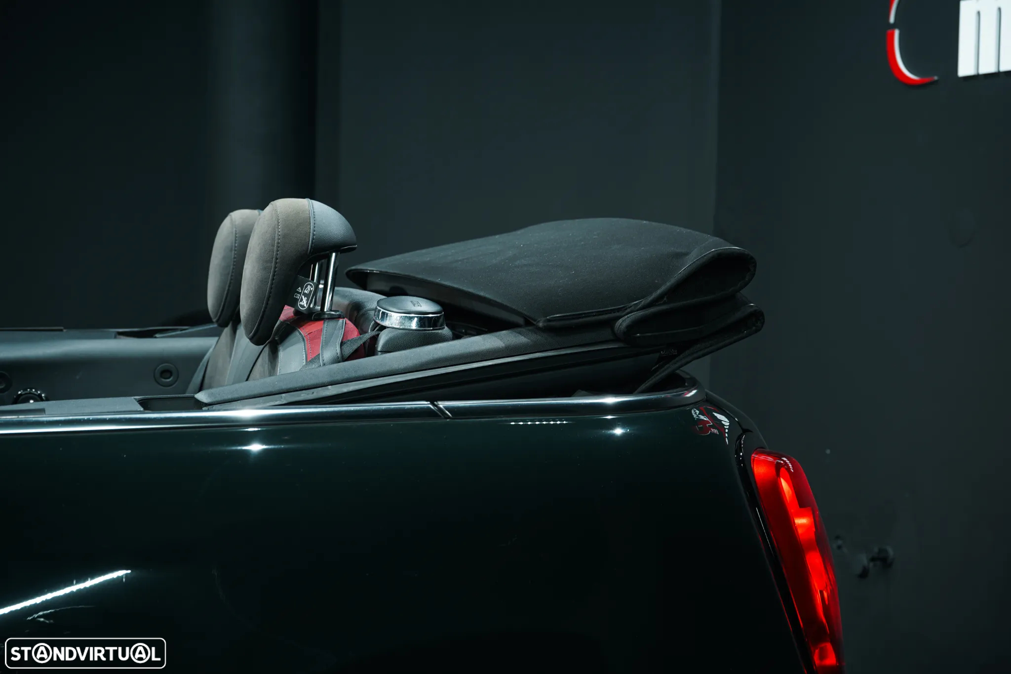 MINI Cabrio John Cooper Works - 10