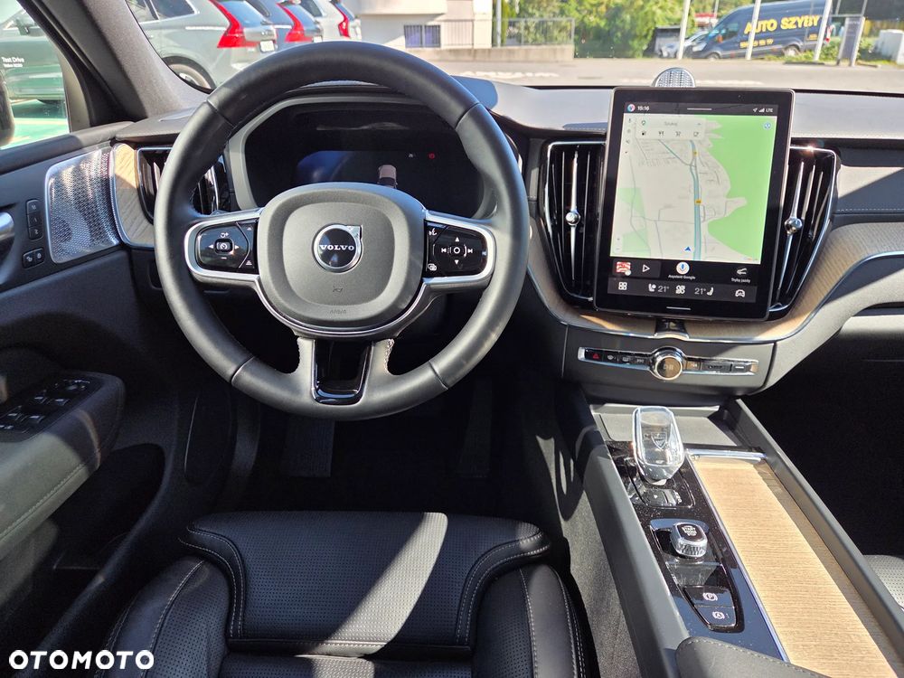 Volvo XC 60 B5 B AWD Ultra Dark - 13
