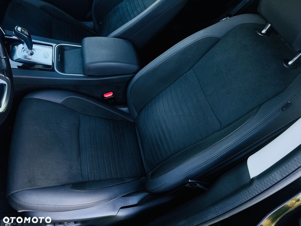 Land Rover Discovery Sport D150 R-Dynamic S - 9