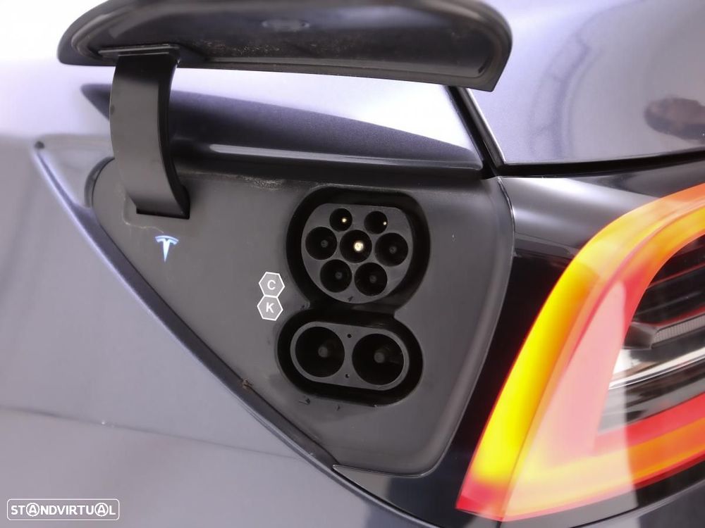 Tesla Model Y Tração Traseira - 15