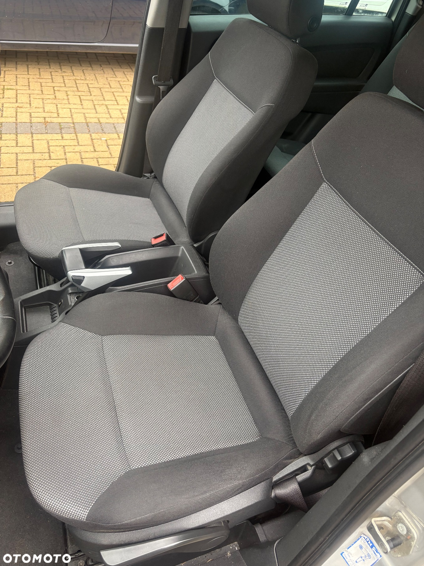Opel Zafira 1.6 Enjoy - 13