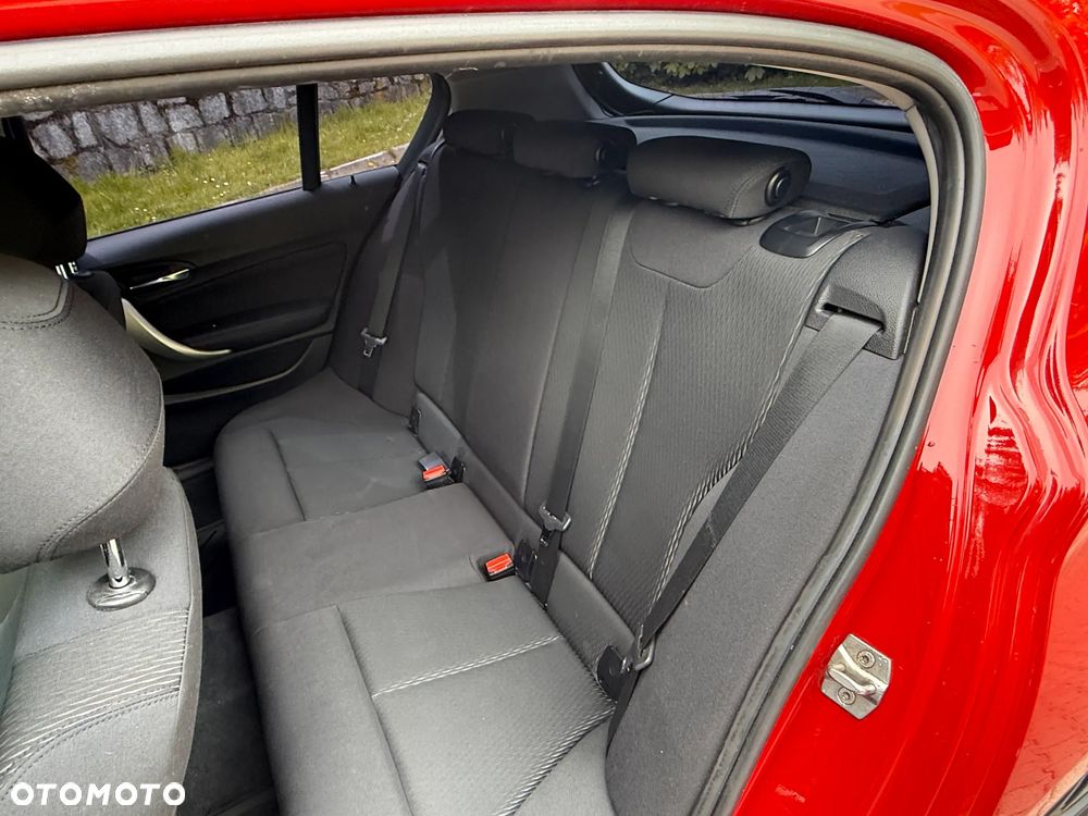 BMW Seria 1 116i - 14