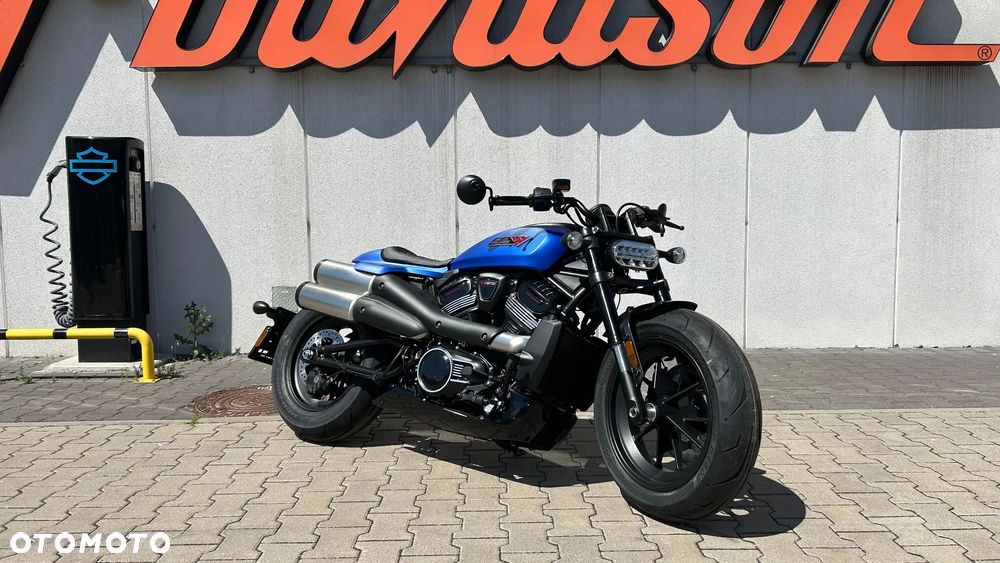 Harley-Davidson Sportster - 1