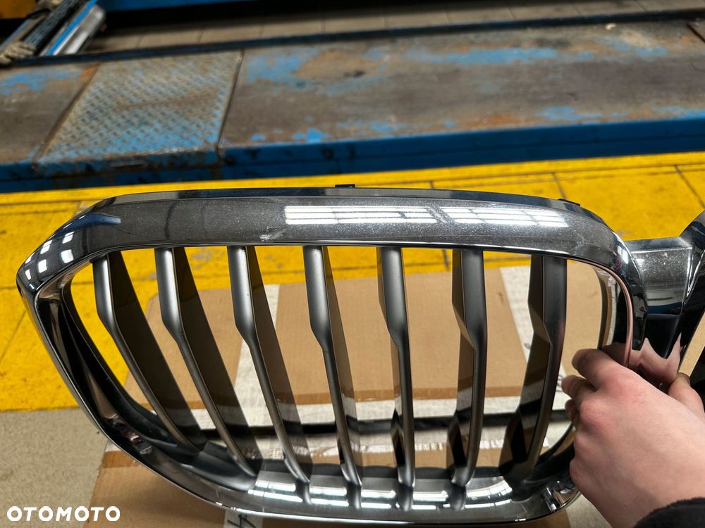 bmw x5 g05 lci lift kamera grill nerki chłodnicy 51135a67cc5 - 5