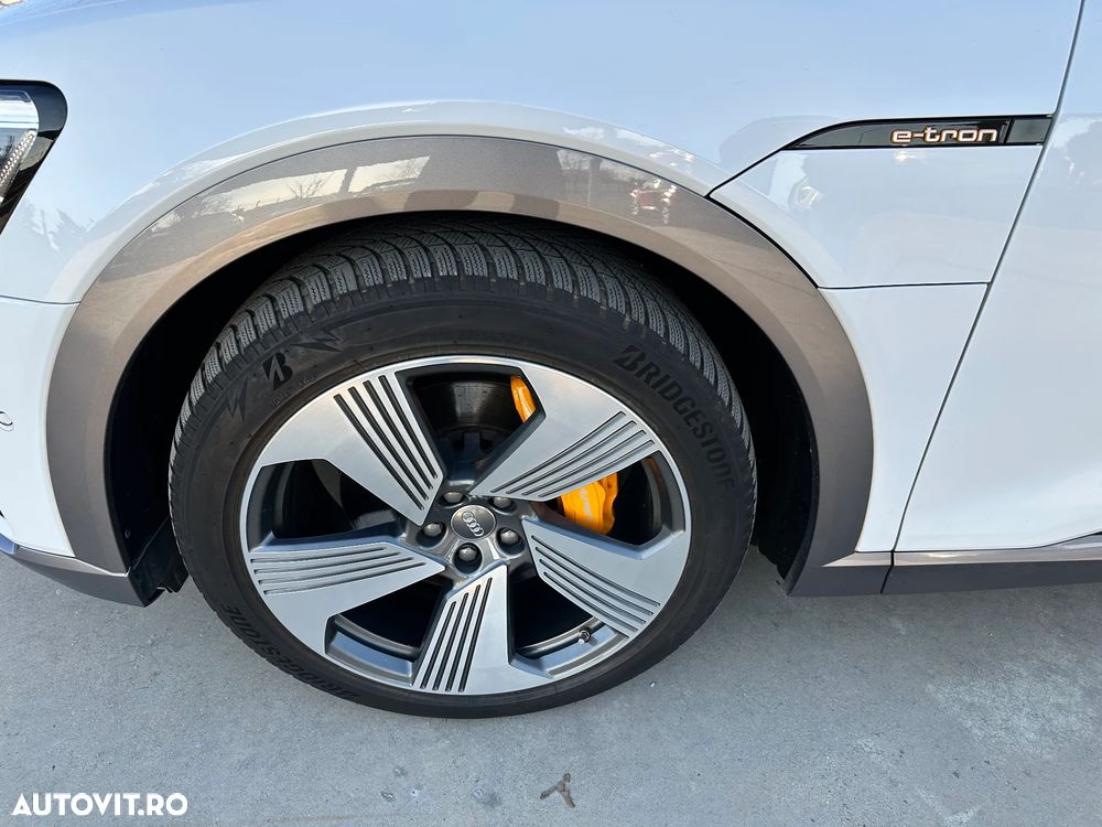 Audi e-tron 55 quattro advanced - 26