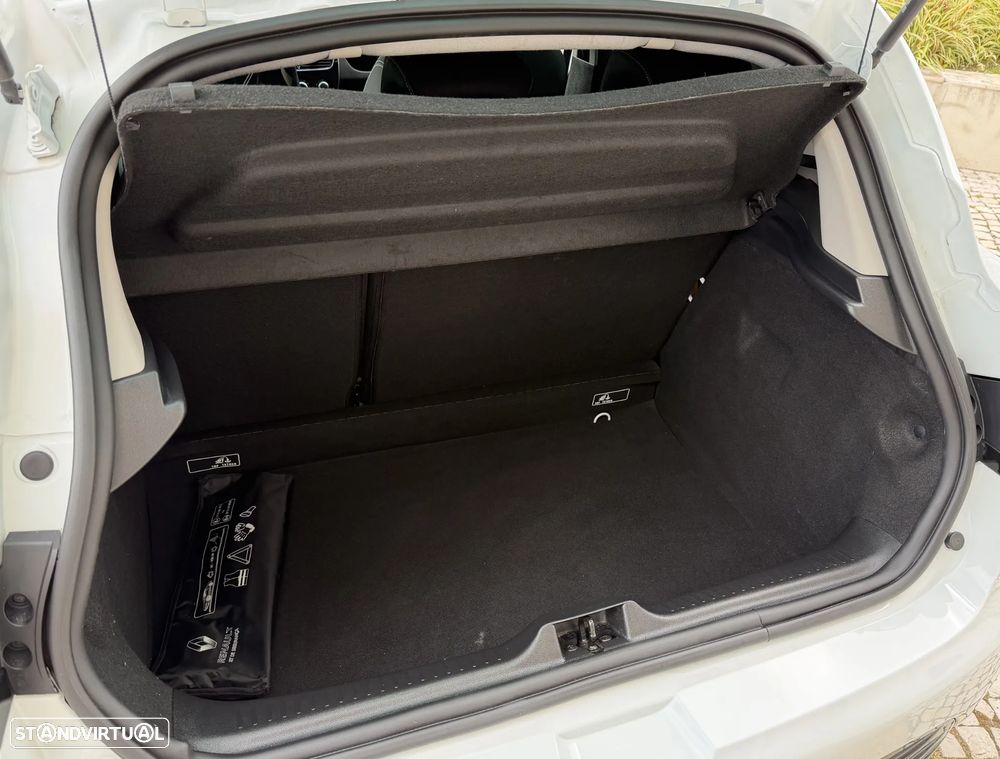 Renault Clio 0.9 TCe Limited - 23