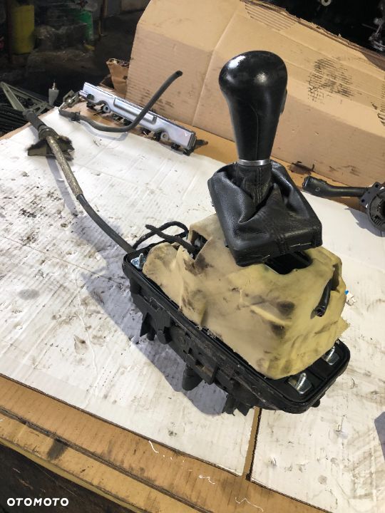 WYBIERAK BIEGÓW AUDI A6 C6 2.0TDI AUTOMAT - 1