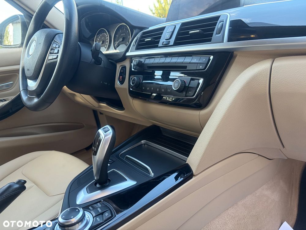 BMW Seria 3 320d Efficient Dynamics Edition Blue Perf - 28