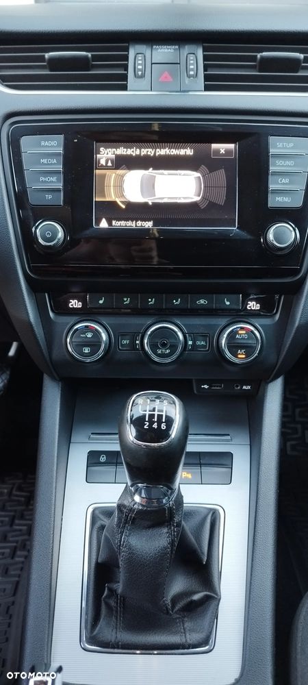 Skoda Octavia 1.4 TSI Ambition - 9