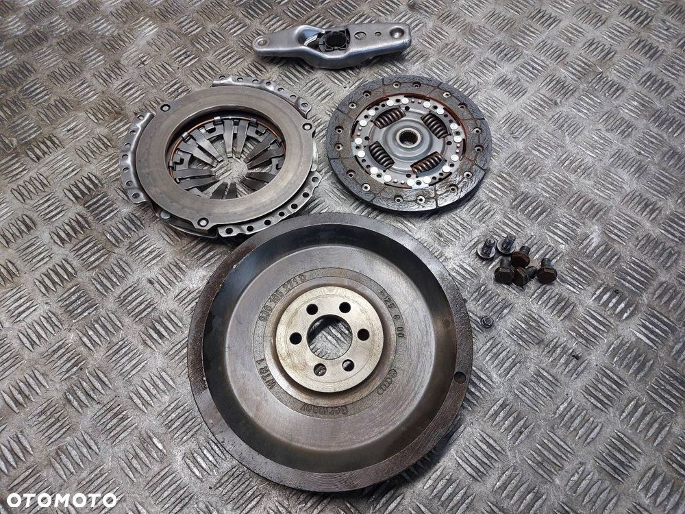 SPRZĘGŁO TARCZA + DOCISK ŁOŻYSKO KOŁO ZAMACHOWE FABIA I 1.9 SDI 030105271D - 6