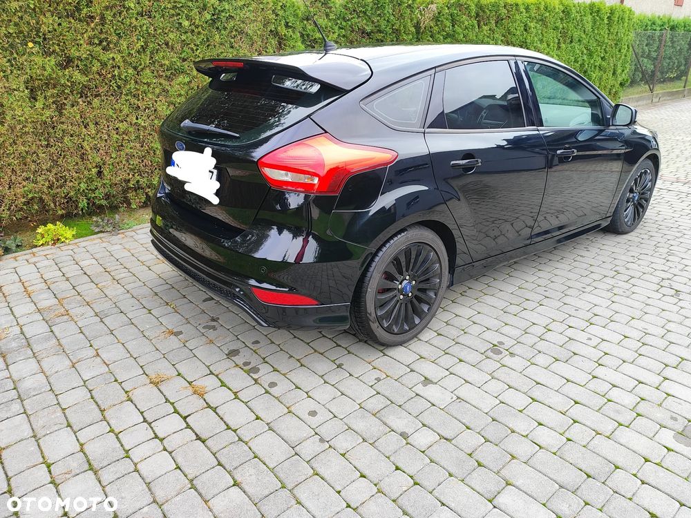 Ford Focus 1.5 TDCi ST-Line - 9