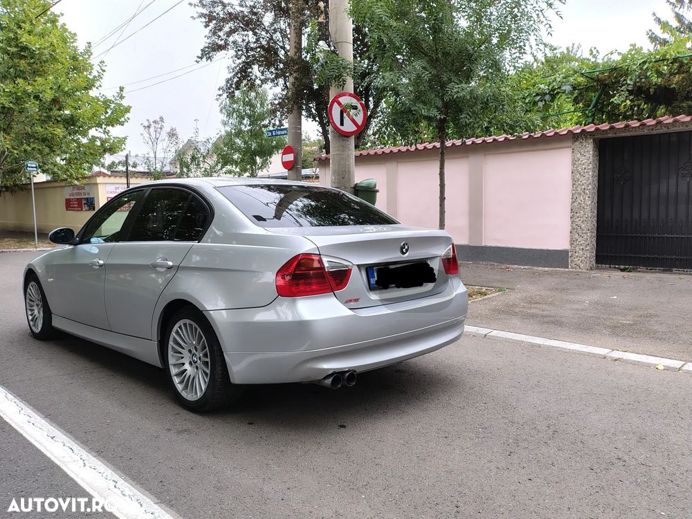 BMW Seria 3 320d - 4