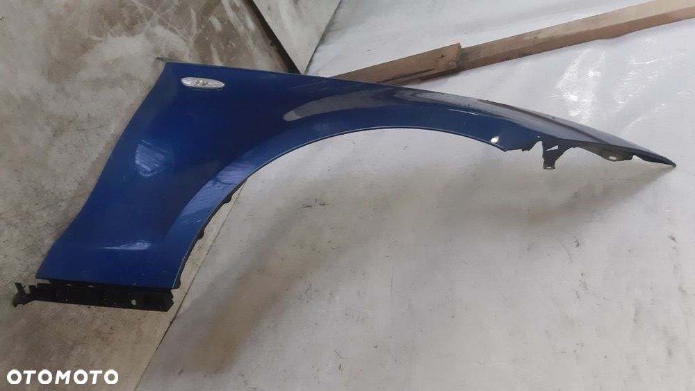 * BŁOTNIK PRZEDNI PRZOD  PRAWY BMW 1 E81 E82 E87 E88 DO MALOWANIA SYNDEBLAU NIEBIESKI - 2