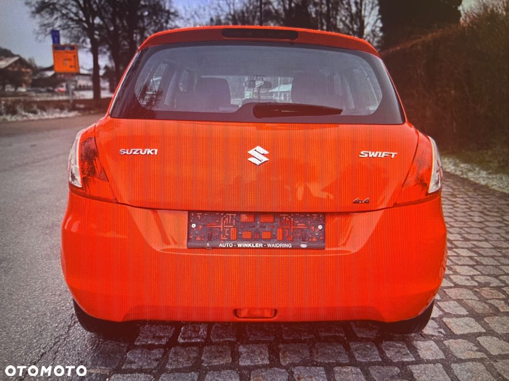 Suzuki Swift - 4