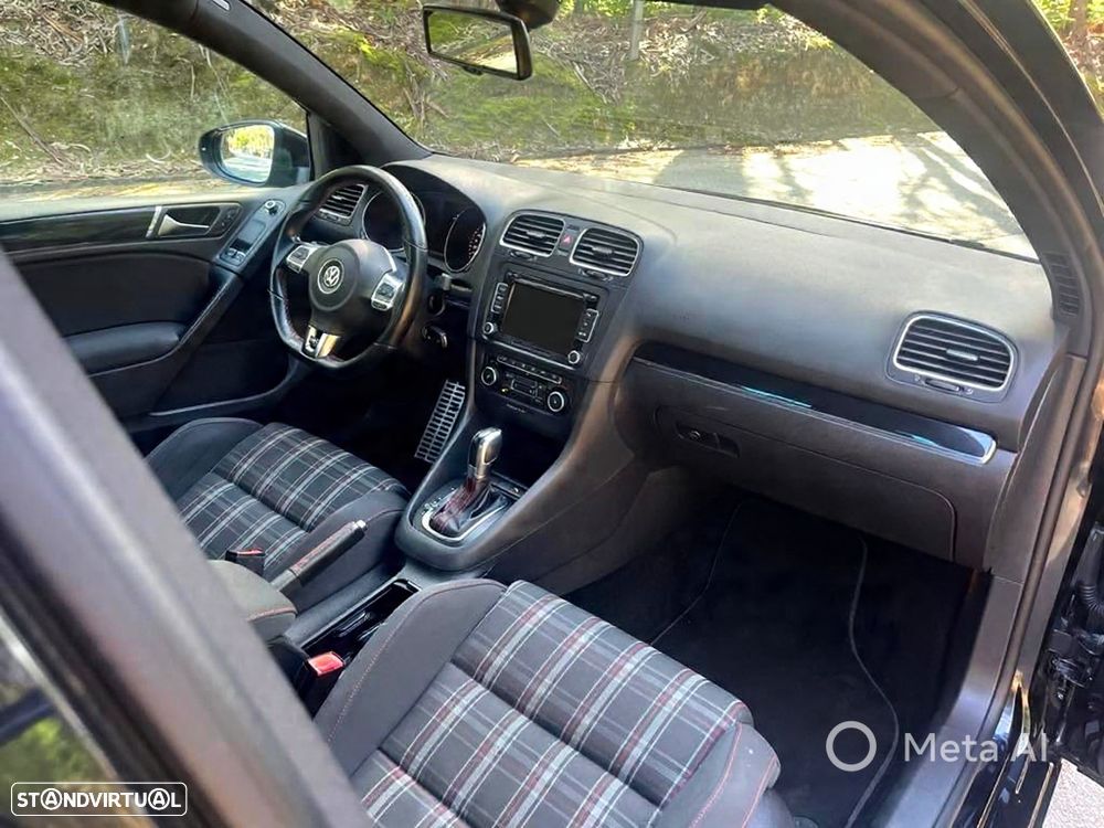 VW Golf 2.0 GTI DSG - 8