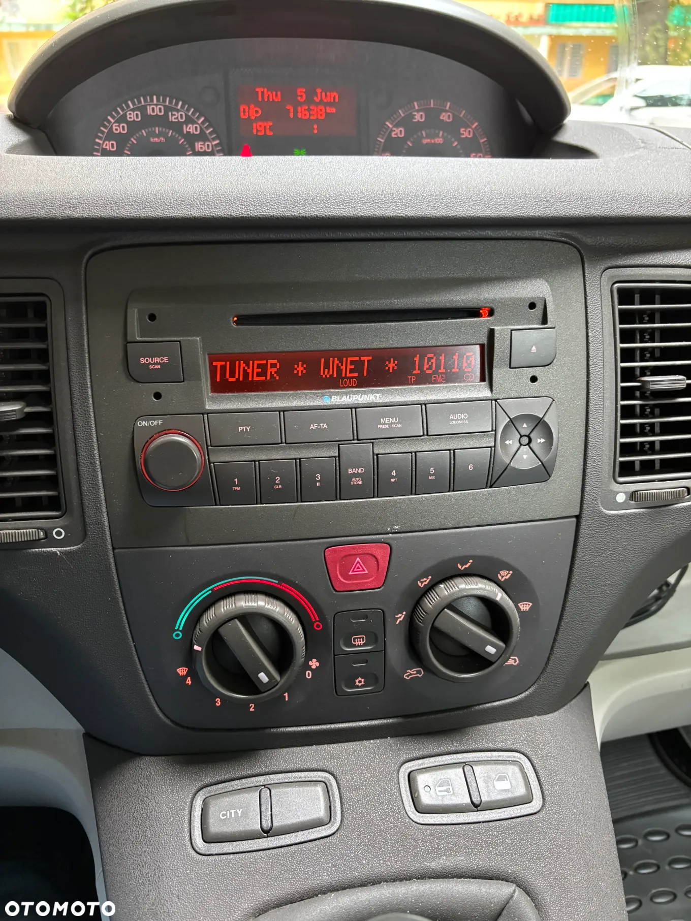 Fiat Idea 1.4 16V Class - 8