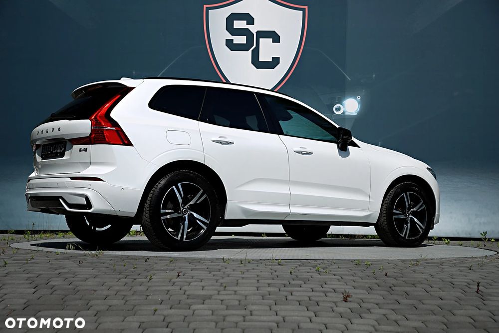 Volvo XC 60 B4 D AWD R-Design - 10